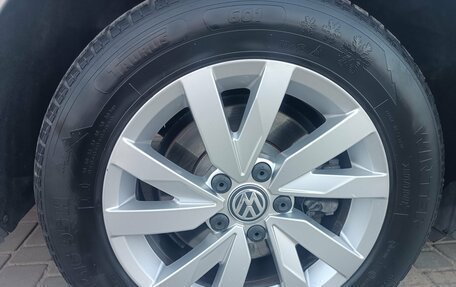 Volkswagen Passat B8 рестайлинг, 2019 год, 1 890 000 рублей, 19 фотография