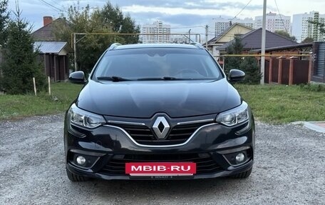Renault Megane IV, 2018 год, 1 465 000 рублей, 2 фотография