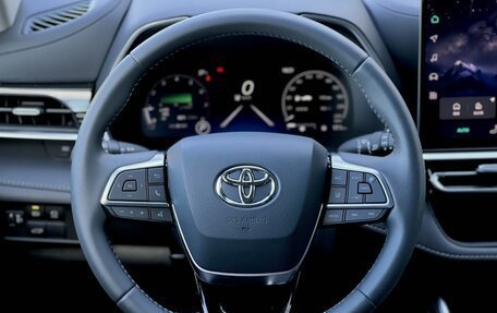 Toyota Highlander, 2026 год, 6 990 000 рублей, 13 фотография