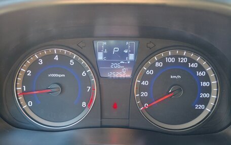 Hyundai Solaris II рестайлинг, 2015 год, 825 000 рублей, 7 фотография