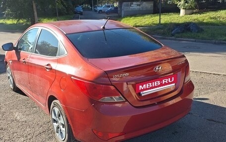 Hyundai Solaris II рестайлинг, 2015 год, 825 000 рублей, 4 фотография