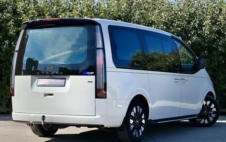 Hyundai Staria, 2025 год, 8 990 000 рублей, 3 фотография