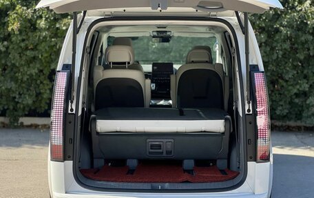 Hyundai Staria, 2025 год, 8 990 000 рублей, 37 фотография