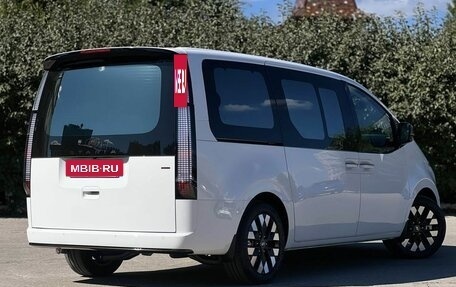 Hyundai Staria, 2025 год, 8 990 000 рублей, 3 фотография