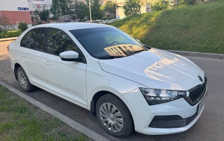 Skoda Rapid II, 2022 год, 1 505 000 рублей, 2 фотография