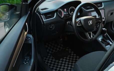 Skoda Octavia, 2018 год, 1 675 000 рублей, 16 фотография