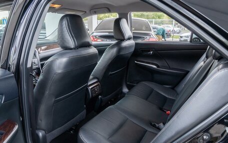 Toyota Camry, 2017 год, 1 990 000 рублей, 11 фотография