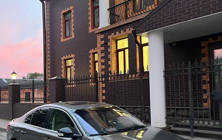 Volvo S80 II рестайлинг 2, 2006 год, 750 000 рублей, 1 фотография