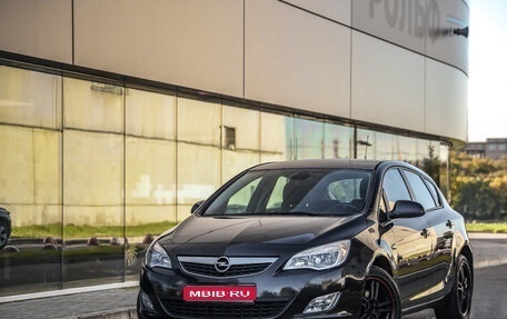 Opel Astra J, 2011 год, 649 777 рублей, 1 фотография