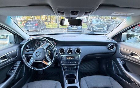 Mercedes-Benz A-Класс, 2015 год, 1 390 000 рублей, 6 фотография