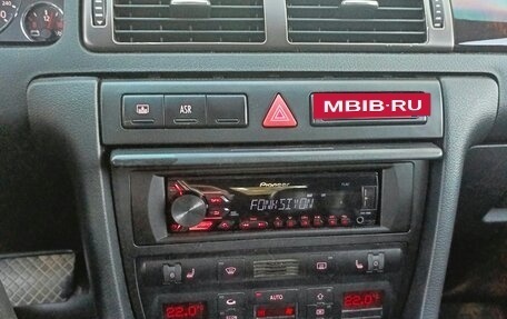 Audi A6, 1998 год, 355 000 рублей, 28 фотография