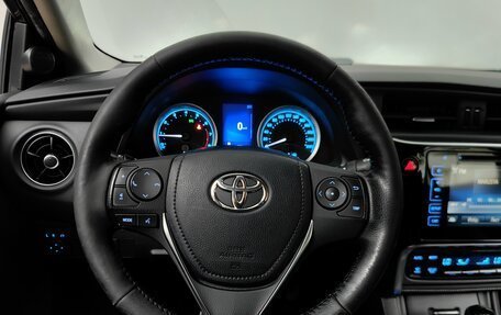 Toyota Corolla, 2018 год, 1 585 000 рублей, 11 фотография