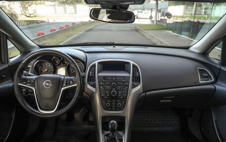 Opel Astra J, 2011 год, 649 777 рублей, 11 фотография