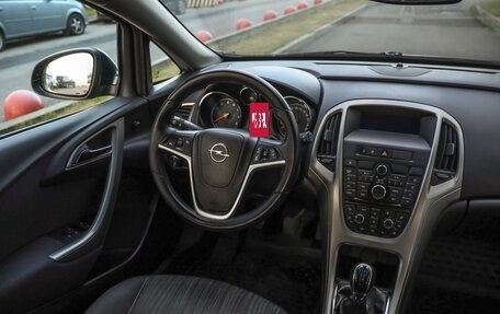 Opel Astra J, 2011 год, 649 777 рублей, 10 фотография