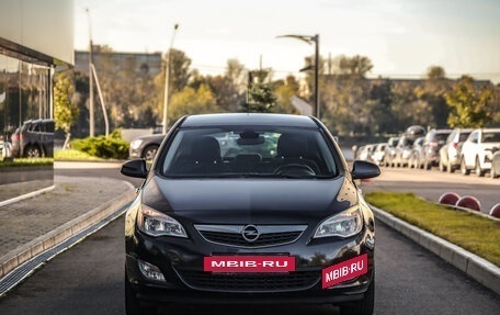 Opel Astra J, 2011 год, 649 777 рублей, 4 фотография