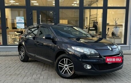Renault Megane III, 2013 год, 699 000 рублей, 2 фотография