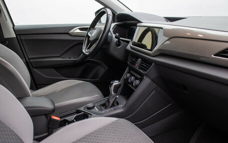 Volkswagen Taos, 2022 год, 2 680 000 рублей, 9 фотография