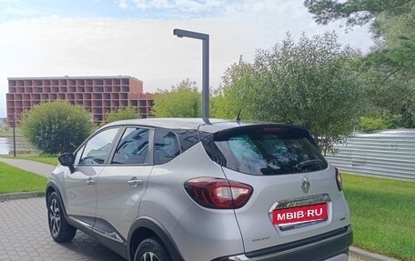 Renault Kaptur I рестайлинг, 2018 год, 1 950 000 рублей, 2 фотография