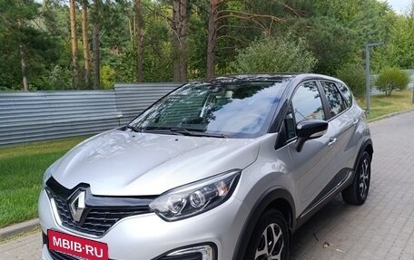 Renault Kaptur I рестайлинг, 2018 год, 1 950 000 рублей, 1 фотография