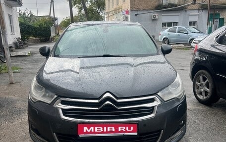 Citroen C4 II рестайлинг, 2015 год, 700 000 рублей, 1 фотография