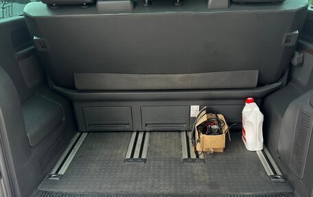Volkswagen Multivan T5, 2012 год, 2 470 000 рублей, 10 фотография