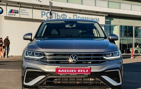 Volkswagen Tiguan II, 2023 год, 3 299 000 рублей, 2 фотография
