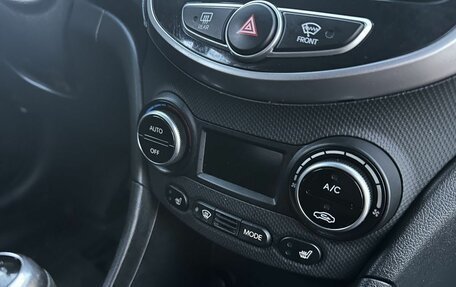 Hyundai Solaris II рестайлинг, 2014 год, 899 000 рублей, 18 фотография
