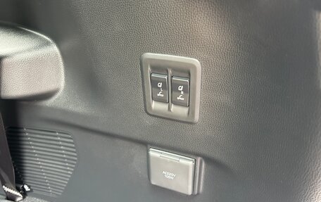 Toyota Land Cruiser Prado, 2026 год, 10 600 750 рублей, 28 фотография