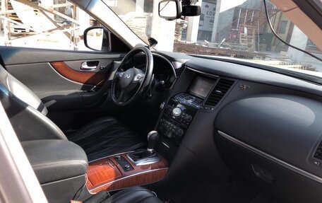 Infiniti FX II, 2012 год, 1 900 000 рублей, 1 фотография