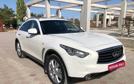 Infiniti FX II, 2012 год, 1 900 000 рублей, 3 фотография
