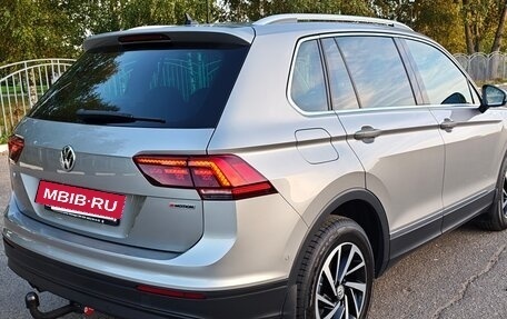 Volkswagen Tiguan II, 2018 год, 2 610 000 рублей, 6 фотография