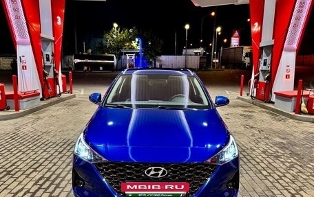 Hyundai Solaris II рестайлинг, 2022 год, 1 700 000 рублей, 3 фотография