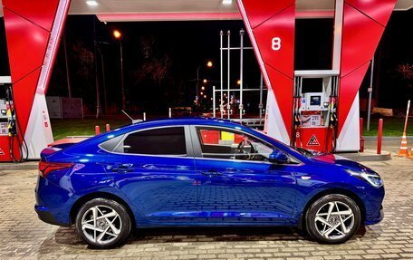 Hyundai Solaris II рестайлинг, 2022 год, 1 700 000 рублей, 5 фотография