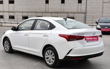 Hyundai Solaris II рестайлинг, 2022 год, 1 450 000 рублей, 7 фотография