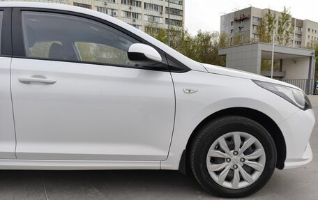 Hyundai Solaris II рестайлинг, 2022 год, 1 450 000 рублей, 13 фотография
