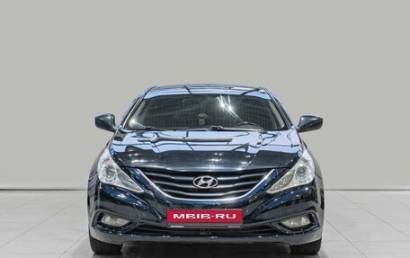 Hyundai Sonata VI, 2011 год, 950 000 рублей, 3 фотография