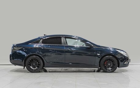 Hyundai Sonata VI, 2011 год, 950 000 рублей, 5 фотография