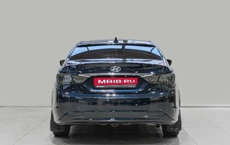 Hyundai Sonata VI, 2011 год, 950 000 рублей, 4 фотография