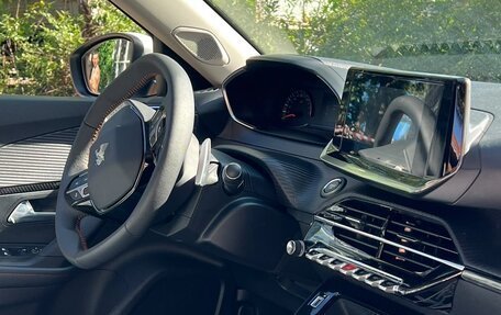Peugeot 2008 II, 2022 год, 2 500 000 рублей, 5 фотография