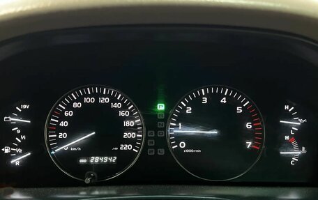 Toyota Land Cruiser 100 рестайлинг 2, 2005 год, 2 150 000 рублей, 19 фотография