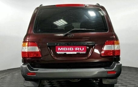 Toyota Land Cruiser 100 рестайлинг 2, 2005 год, 2 150 000 рублей, 7 фотография
