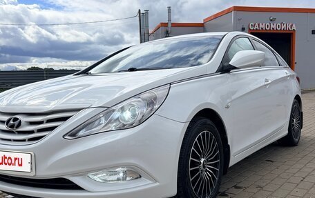Hyundai Sonata VI, 2012 год, 1 050 000 рублей, 7 фотография