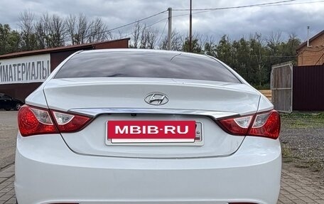 Hyundai Sonata VI, 2012 год, 1 050 000 рублей, 4 фотография