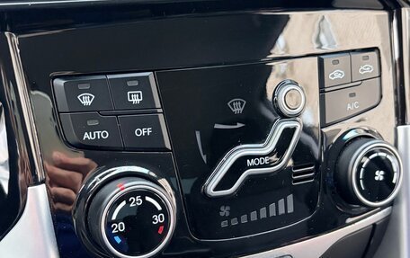 Hyundai Sonata VI, 2012 год, 1 050 000 рублей, 24 фотография
