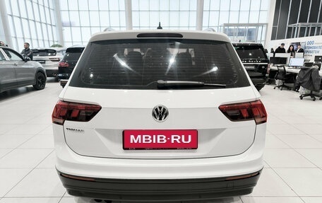 Volkswagen Tiguan II, 2020 год, 2 050 000 рублей, 10 фотография
