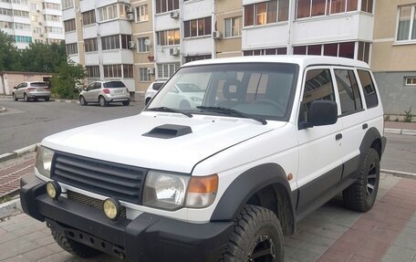 Mitsubishi Pajero III рестайлинг, 1994 год, 400 000 рублей, 1 фотография