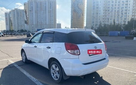 Toyota Matrix, 2002 год, 620 000 рублей, 6 фотография