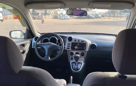 Toyota Matrix, 2002 год, 620 000 рублей, 12 фотография