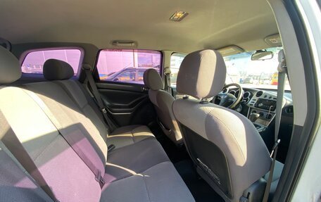 Toyota Matrix, 2002 год, 620 000 рублей, 9 фотография