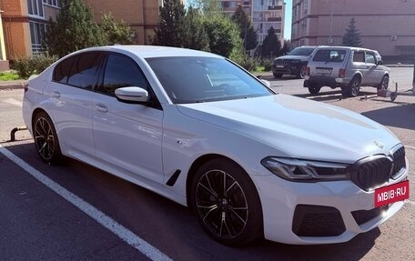 BMW 5 серия, 2020 год, 3 950 000 рублей, 3 фотография